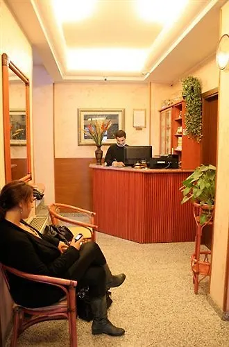 Hotel La Caravella Milan 2*,  Italy